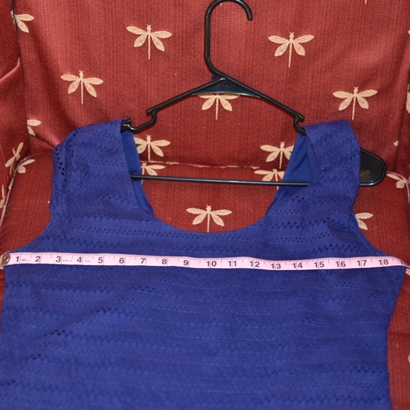 🎀 royal blue Ann Taylor eyelet shirt, free add-on - Picture 2 of 8